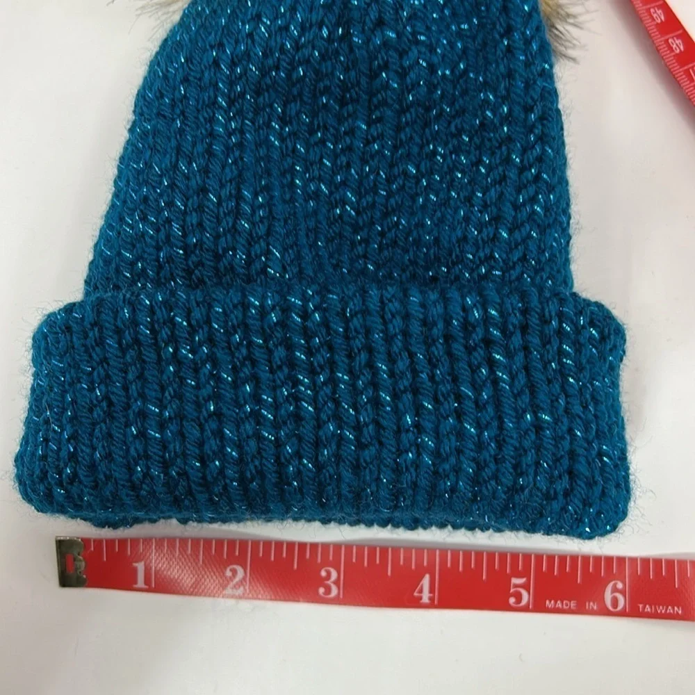 Cozy Blue Knit Pom-Pom Hat for babies and toddlers   Removable Pom-Pom